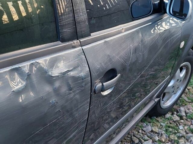 Серый Фольксваген Пассат, объемом двигателя 1.9 л и пробегом 360 тыс. км за 1500 $, фото 6 на Automoto.ua