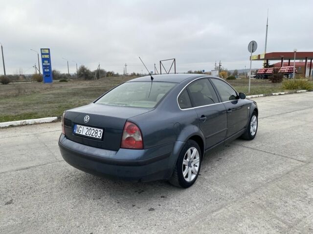 Серый Фольксваген Пассат, объемом двигателя 2 л и пробегом 250 тыс. км за 1950 $, фото 2 на Automoto.ua