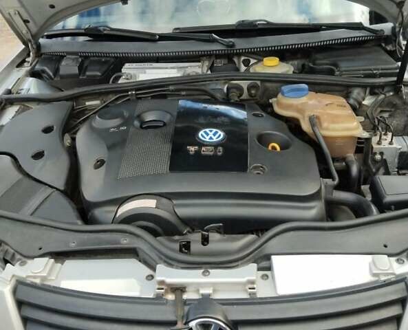 Сірий Фольксваген Пассат, об'ємом двигуна 1.9 л та пробігом 380 тис. км за 3999 $, фото 7 на Automoto.ua