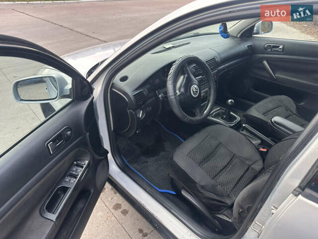 Серый Фольксваген Пассат, объемом двигателя 1.9 л и пробегом 476 тыс. км за 3200 $, фото 8 на Automoto.ua