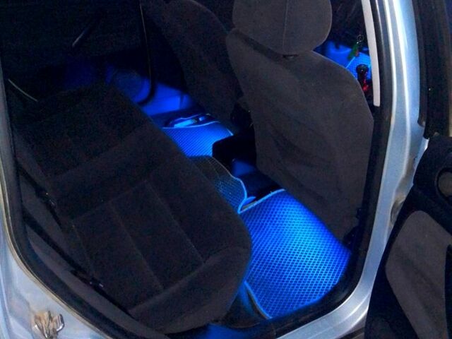 Сірий Фольксваген Пассат, об'ємом двигуна 1.9 л та пробігом 370 тис. км за 3499 $, фото 12 на Automoto.ua