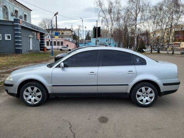 Сірий Фольксваген Пассат, об'ємом двигуна 1.8 л та пробігом 275 тис. км за 4100 $, фото 5 на Automoto.ua