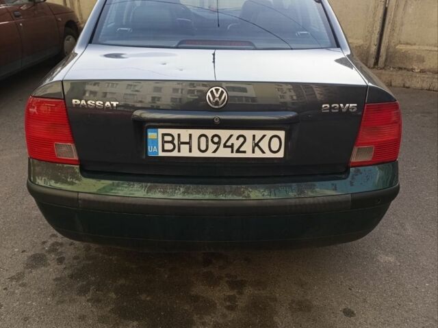 Серый Фольксваген Пассат, объемом двигателя 2.3 л и пробегом 20 тыс. км за 3200 $, фото 5 на Automoto.ua