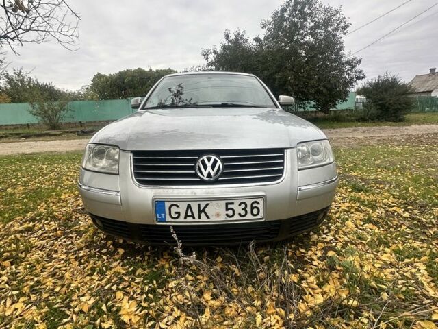 Серый Фольксваген Пассат, объемом двигателя 1.9 л и пробегом 302 тыс. км за 2882 $, фото 5 на Automoto.ua