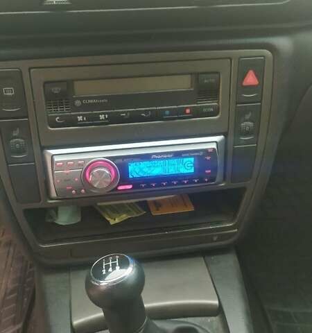 Серый Фольксваген Пассат, объемом двигателя 1.8 л и пробегом 250 тыс. км за 4950 $, фото 8 на Automoto.ua