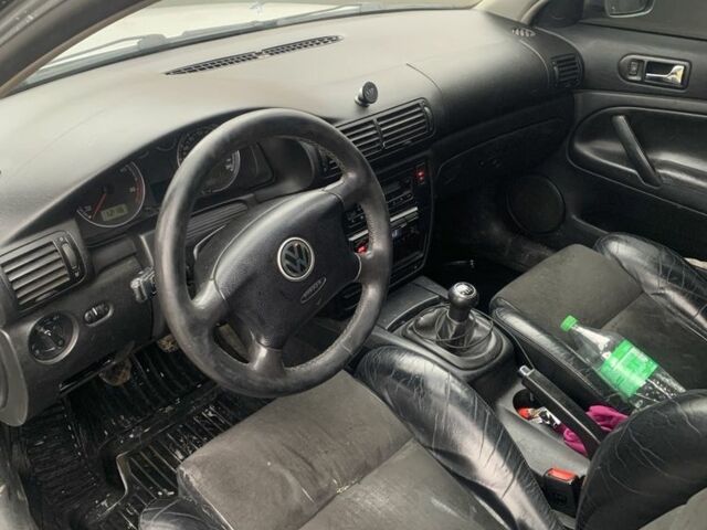 Серый Фольксваген Пассат, объемом двигателя 1.9 л и пробегом 3 тыс. км за 4000 $, фото 4 на Automoto.ua