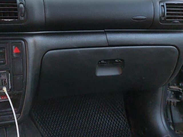 Серый Фольксваген Пассат, объемом двигателя 1.9 л и пробегом 360 тыс. км за 1500 $, фото 14 на Automoto.ua