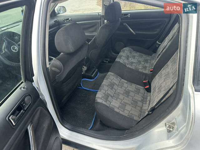 Серый Фольксваген Пассат, объемом двигателя 1.9 л и пробегом 476 тыс. км за 3200 $, фото 9 на Automoto.ua