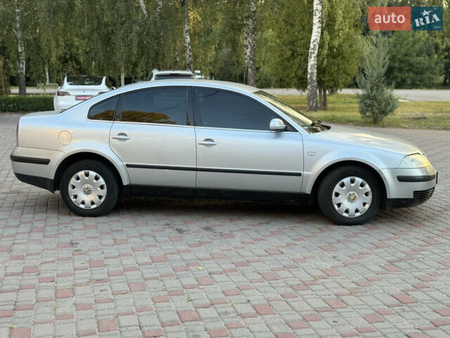 Серый Фольксваген Пассат, объемом двигателя 1.6 л и пробегом 201 тыс. км за 4650 $, фото 21 на Automoto.ua