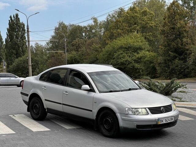 Сірий Фольксваген Пассат, об'ємом двигуна 1.8 л та пробігом 295 тис. км за 2650 $, фото 4 на Automoto.ua