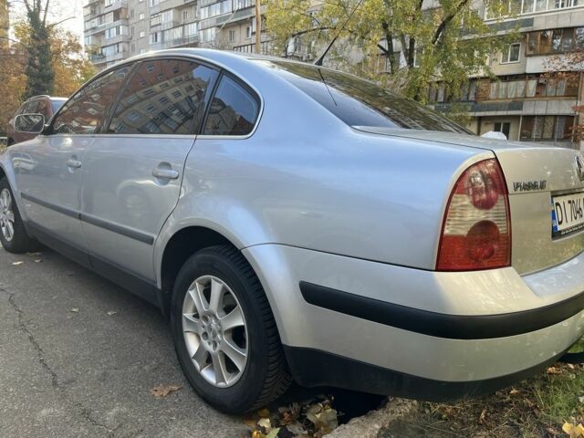Сірий Фольксваген Пассат, об'ємом двигуна 1.6 л та пробігом 248 тис. км за 5200 $, фото 9 на Automoto.ua
