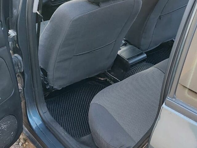 Серый Фольксваген Пассат, объемом двигателя 1.9 л и пробегом 360 тыс. км за 1500 $, фото 10 на Automoto.ua