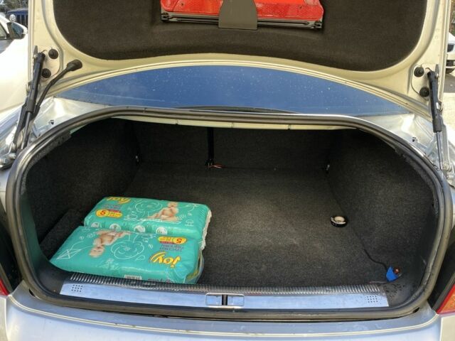 Сірий Фольксваген Пассат, об'ємом двигуна 1.6 л та пробігом 248 тис. км за 5200 $, фото 4 на Automoto.ua