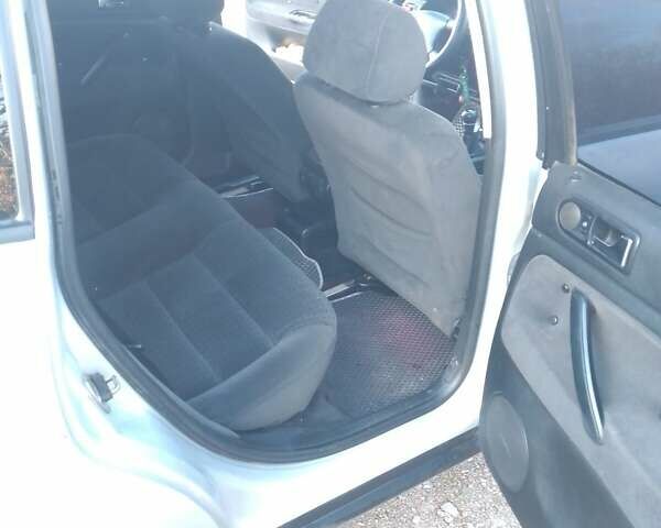 Сірий Фольксваген Пассат, об'ємом двигуна 1.9 л та пробігом 370 тис. км за 3699 $, фото 10 на Automoto.ua