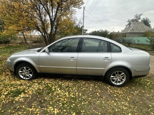 Серый Фольксваген Пассат, объемом двигателя 1.9 л и пробегом 302 тыс. км за 2882 $, фото 3 на Automoto.ua