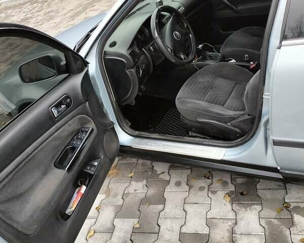 Серый Фольксваген Пассат, объемом двигателя 1.78 л и пробегом 290 тыс. км за 3100 $, фото 14 на Automoto.ua