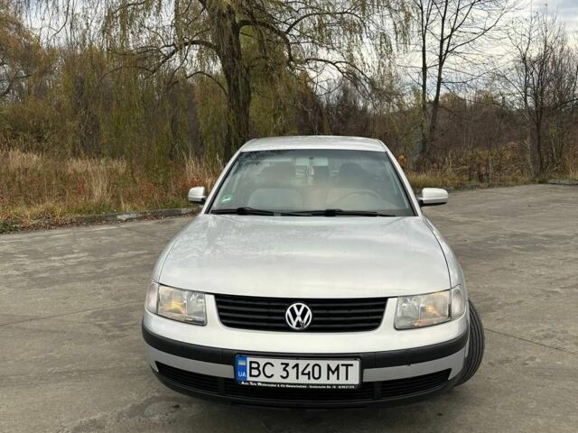 Серый Фольксваген Пассат, объемом двигателя 1.6 л и пробегом 189 тыс. км за 4400 $, фото 4 на Automoto.ua