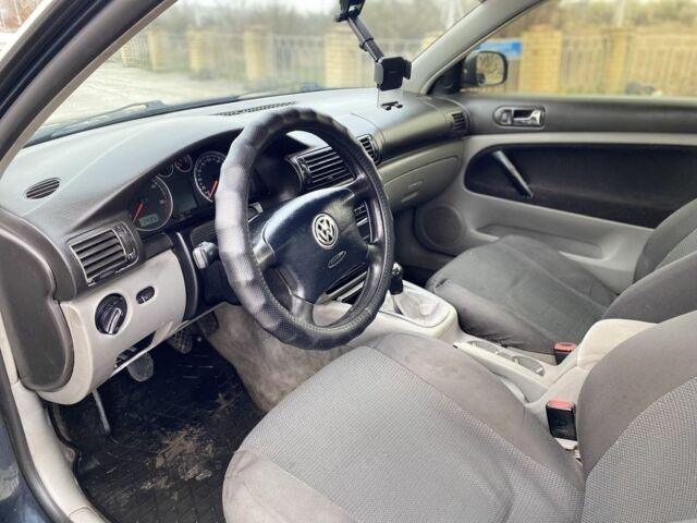 Серый Фольксваген Пассат, объемом двигателя 2 л и пробегом 250 тыс. км за 1950 $, фото 11 на Automoto.ua