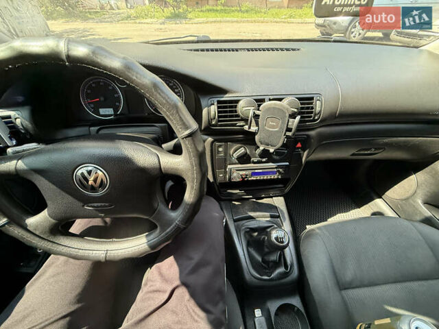 Серый Фольксваген Пассат, объемом двигателя 1.6 л и пробегом 290 тыс. км за 5300 $, фото 11 на Automoto.ua