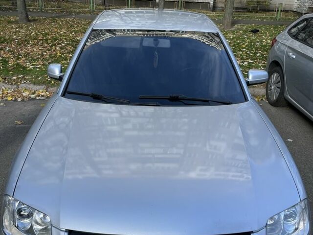 Сірий Фольксваген Пассат, об'ємом двигуна 1.6 л та пробігом 248 тис. км за 5200 $, фото 12 на Automoto.ua