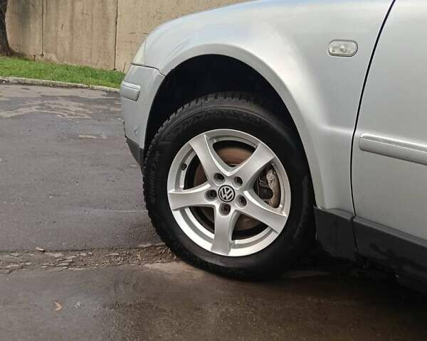 Серый Фольксваген Пассат, объемом двигателя 1.9 л и пробегом 400 тыс. км за 3600 $, фото 28 на Automoto.ua