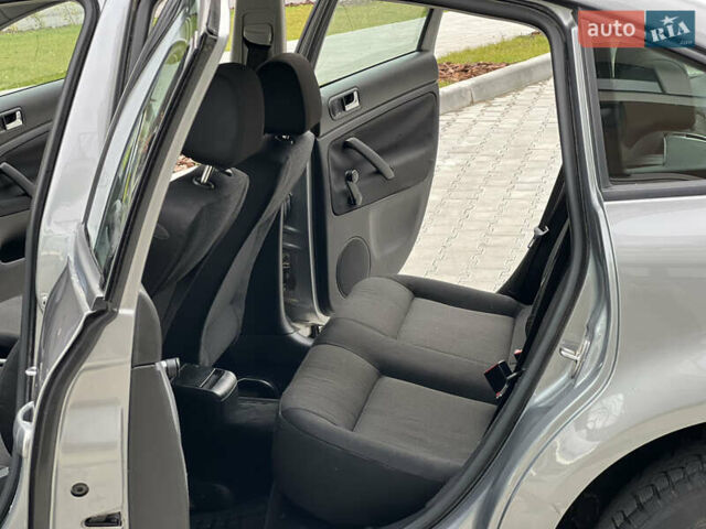 Сірий Фольксваген Пассат, об'ємом двигуна 1.6 л та пробігом 186 тис. км за 4199 $, фото 80 на Automoto.ua