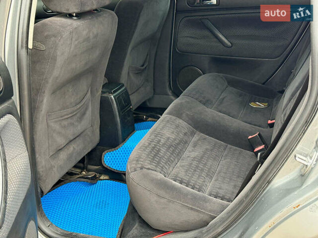 Серый Фольксваген Пассат, объемом двигателя 1.9 л и пробегом 460 тыс. км за 5090 $, фото 17 на Automoto.ua