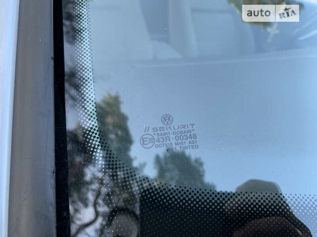 Серый Фольксваген Пассат, объемом двигателя 1.6 л и пробегом 233 тыс. км за 5399 $, фото 34 на Automoto.ua