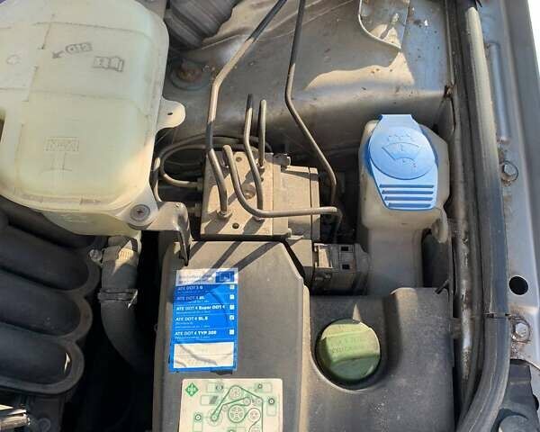 Фольксваген Пассат 2001 у Львові на Automoto.ua Сірий Фольксваген Пассат, об'ємом двигуна 1.6 л та пробігом 200 тис. км за 3800 $, фото 24 на Automoto.ua