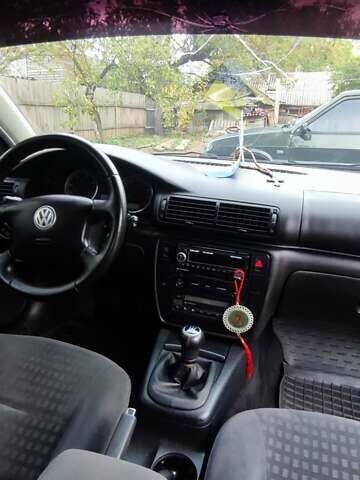 Сірий Фольксваген Пассат, об'ємом двигуна 1.9 л та пробігом 230 тис. км за 4800 $, фото 9 на Automoto.ua