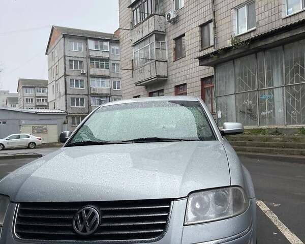 Серый Фольксваген Пассат, объемом двигателя 1.8 л и пробегом 310 тыс. км за 3000 $, фото 5 на Automoto.ua
