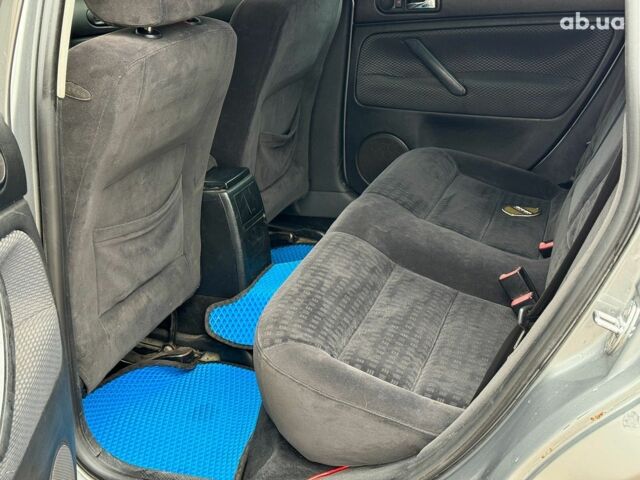 Серый Фольксваген Пассат, объемом двигателя 1.9 л и пробегом 460 тыс. км за 5090 $, фото 17 на Automoto.ua