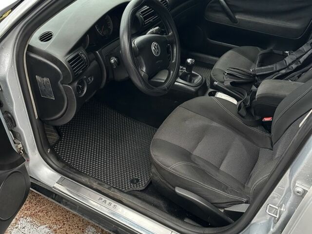 Сірий Фольксваген Пассат, об'ємом двигуна 1.9 л та пробігом 428 тис. км за 3750 $, фото 7 на Automoto.ua