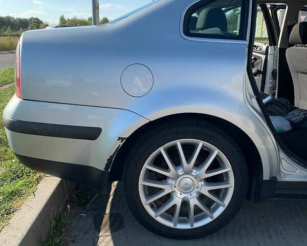 Фольксваген Пассат 2001 у Львові на Automoto.ua Сірий Фольксваген Пассат, об'ємом двигуна 1.6 л та пробігом 200 тис. км за 3800 $, фото 34 на Automoto.ua