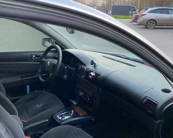 Серый Фольксваген Пассат, объемом двигателя 1.78 л и пробегом 362 тыс. км за 4400 $, фото 7 на Automoto.ua