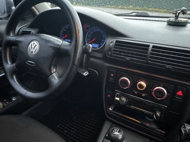 Сірий Фольксваген Пассат, об'ємом двигуна 1.6 л та пробігом 420 тис. км за 2950 $, фото 9 на Automoto.ua