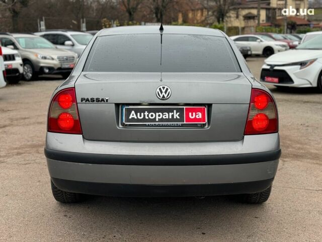 Серый Фольксваген Пассат, объемом двигателя 1.9 л и пробегом 460 тыс. км за 5090 $, фото 6 на Automoto.ua