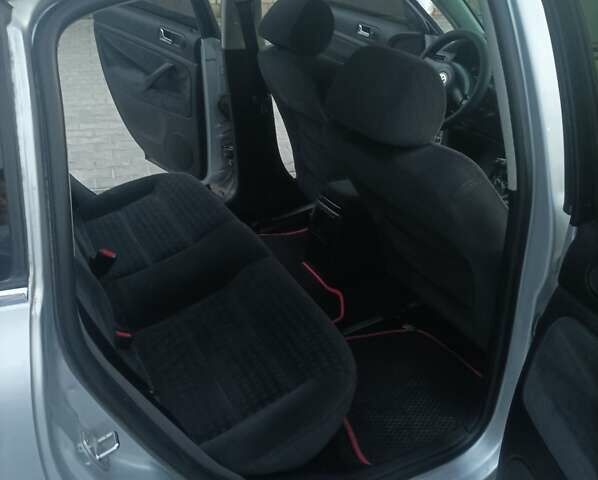 Серый Фольксваген Пассат, объемом двигателя 1.6 л и пробегом 316 тыс. км за 3500 $, фото 3 на Automoto.ua