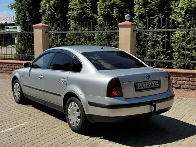 Серый Фольксваген Пассат, объемом двигателя 1.9 л и пробегом 200 тыс. км за 2950 $, фото 2 на Automoto.ua