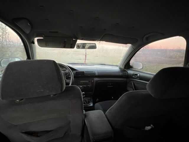 Сірий Фольксваген Пассат, об'ємом двигуна 1.9 л та пробігом 400 тис. км за 2800 $, фото 10 на Automoto.ua