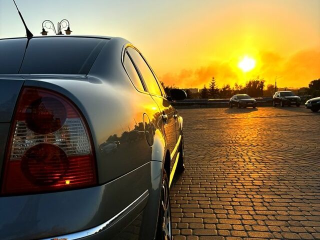 Сірий Фольксваген Пассат, об'ємом двигуна 2.3 л та пробігом 184 тис. км за 4700 $, фото 9 на Automoto.ua