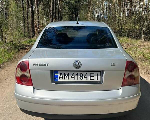 Сірий Фольксваген Пассат, об'ємом двигуна 1.78 л та пробігом 273 тис. км за 3800 $, фото 9 на Automoto.ua