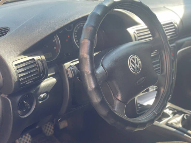 Серый Фольксваген Пассат, объемом двигателя 1.6 л и пробегом 209 тыс. км за 4600 $, фото 7 на Automoto.ua