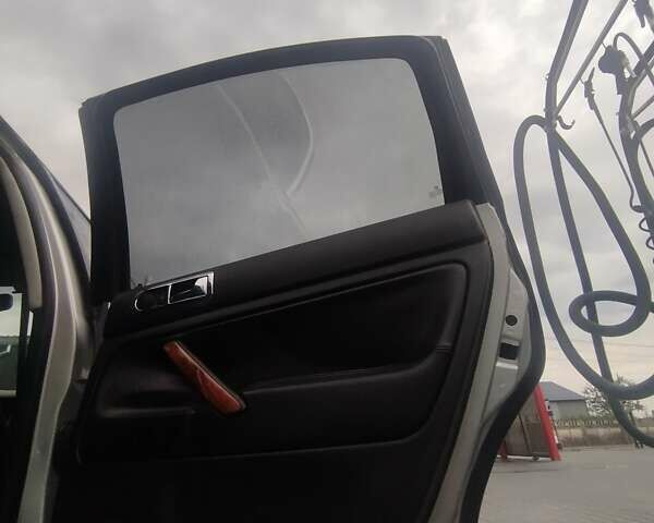 Серый Фольксваген Пассат, объемом двигателя 2.8 л и пробегом 290 тыс. км за 4650 $, фото 17 на Automoto.ua