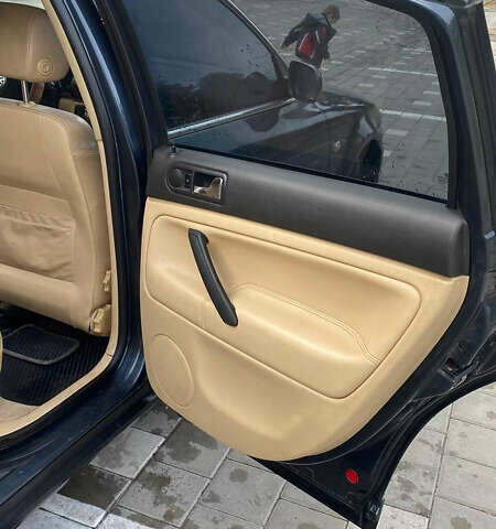 Сірий Фольксваген Пассат, об'ємом двигуна 1.78 л та пробігом 270 тис. км за 4000 $, фото 14 на Automoto.ua