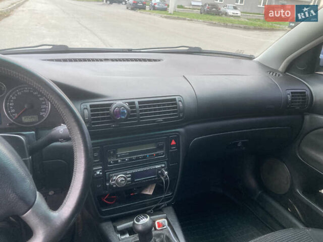 Серый Фольксваген Пассат, объемом двигателя 1.78 л и пробегом 396 тыс. км за 3800 $, фото 12 на Automoto.ua