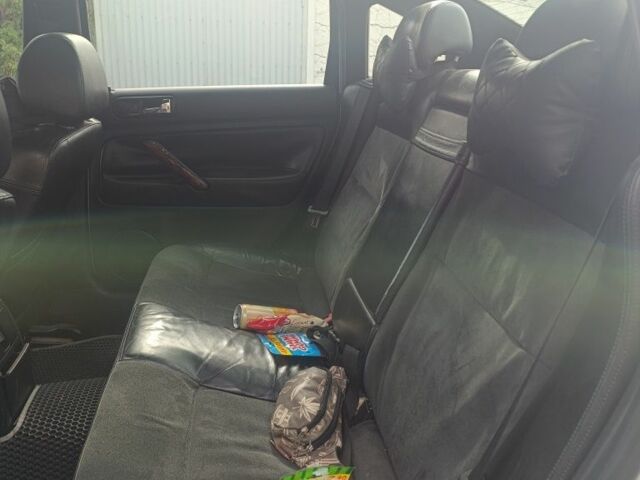 Серый Фольксваген Пассат, объемом двигателя 1.8 л и пробегом 344 тыс. км за 4400 $, фото 13 на Automoto.ua