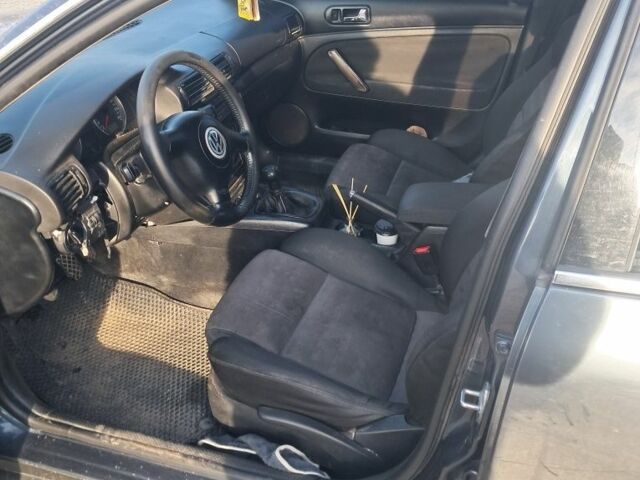 Сірий Фольксваген Пассат, об'ємом двигуна 1.9 л та пробігом 360 тис. км за 4500 $, фото 3 на Automoto.ua