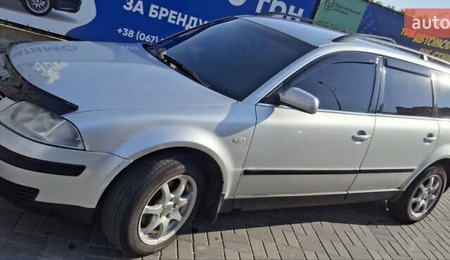 Серый Фольксваген Пассат, объемом двигателя 1.9 л и пробегом 344 тыс. км за 4800 $, фото 13 на Automoto.ua