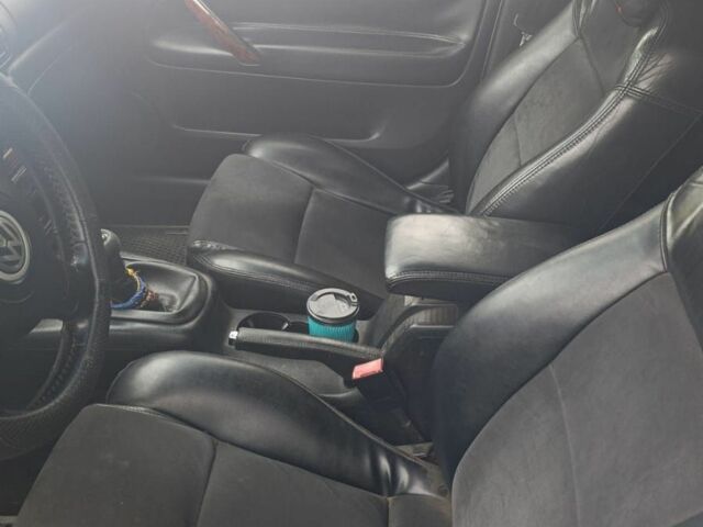 Серый Фольксваген Пассат, объемом двигателя 1.8 л и пробегом 344 тыс. км за 4400 $, фото 18 на Automoto.ua